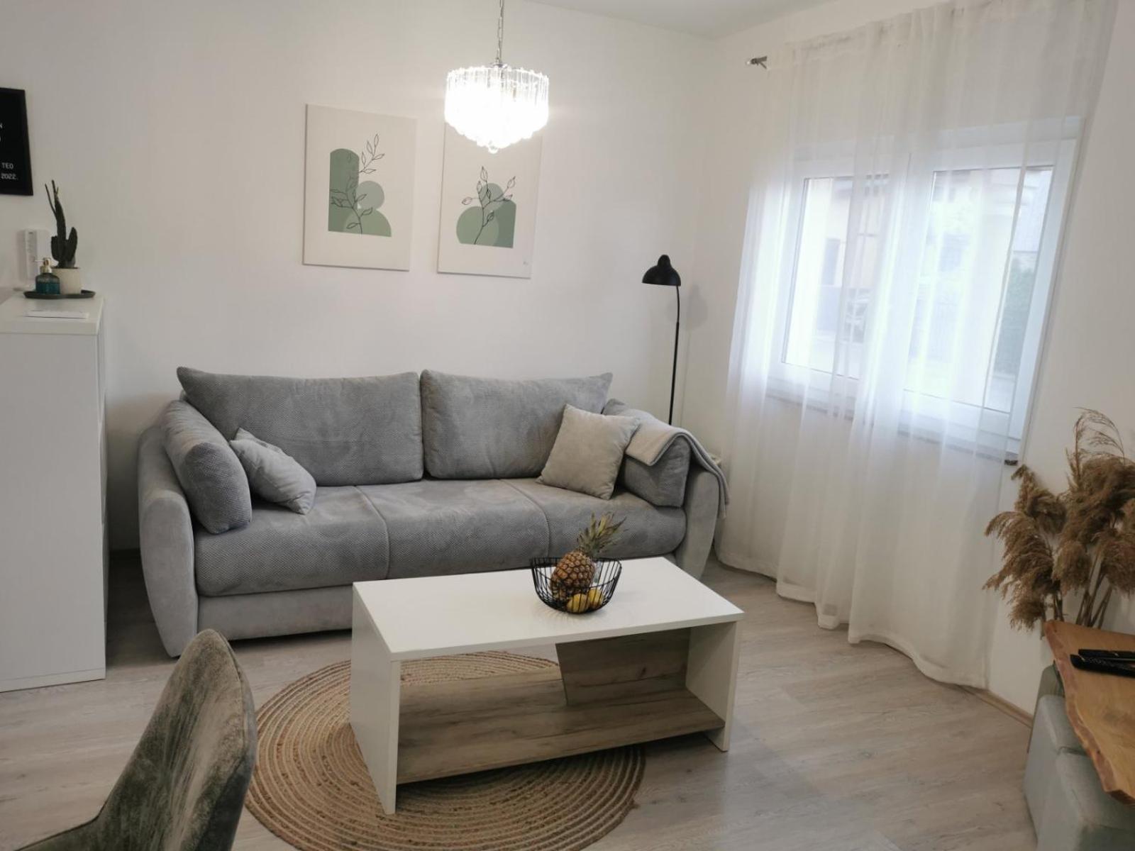 Apartman Teo Медулин Екстериор снимка